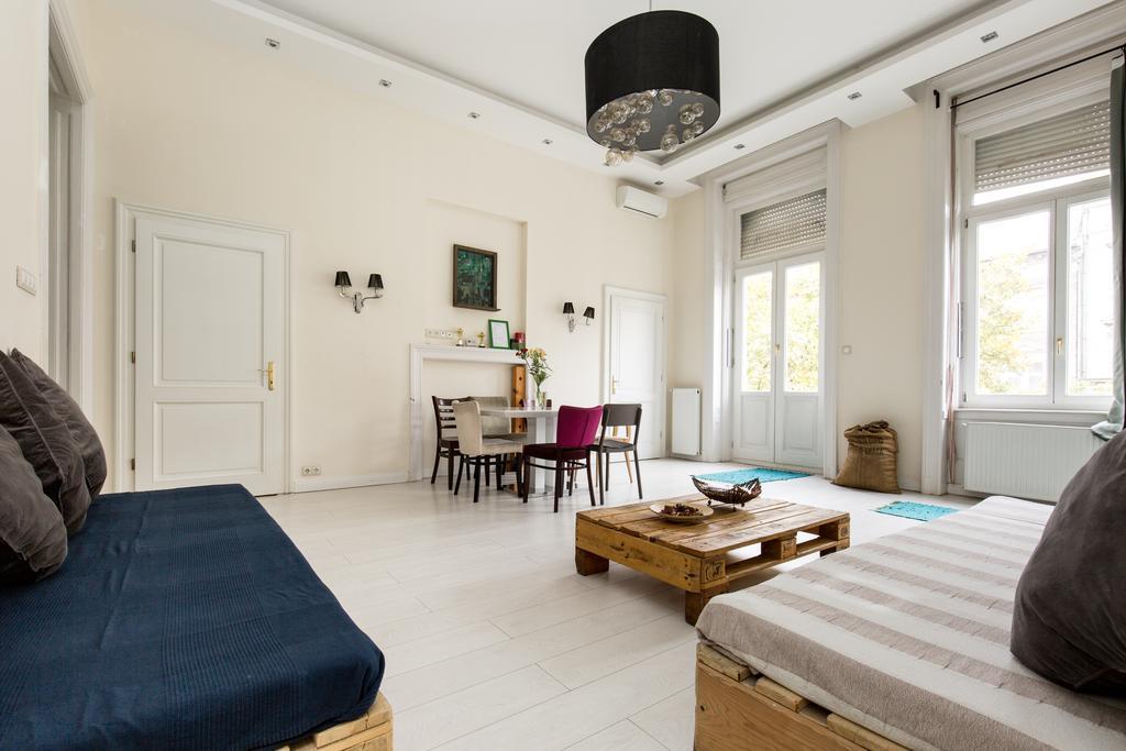 Jozsef63 Apartment Budapest Kültér fotó