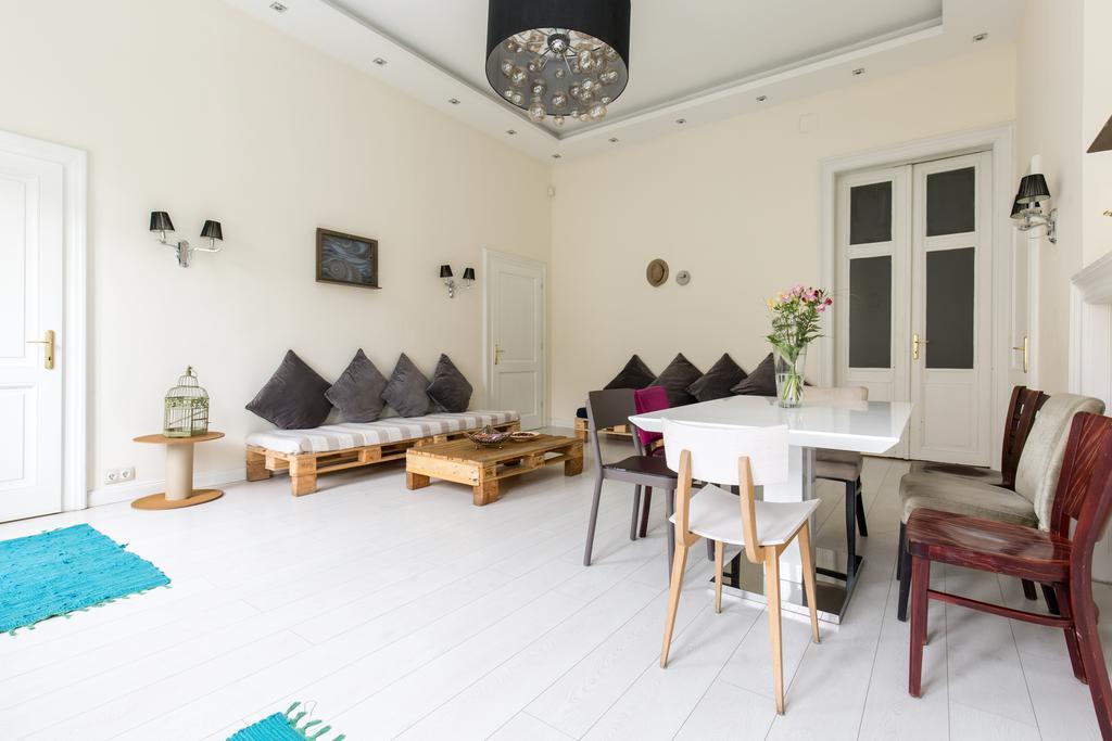 Jozsef63 Apartment Budapest Kültér fotó