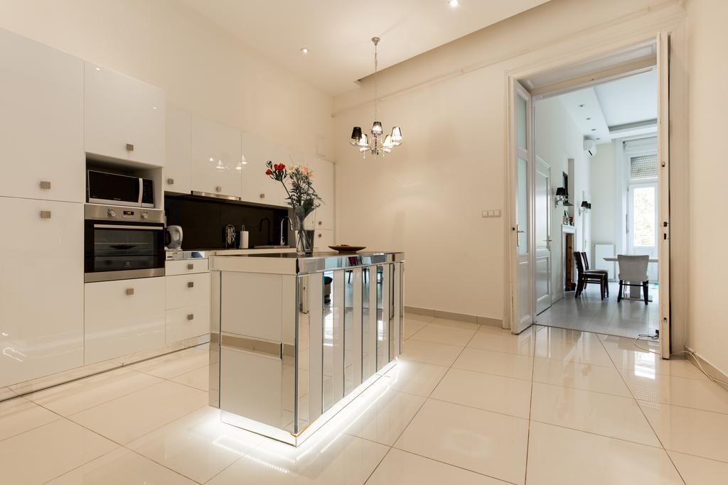 Jozsef63 Apartment Budapest Kültér fotó